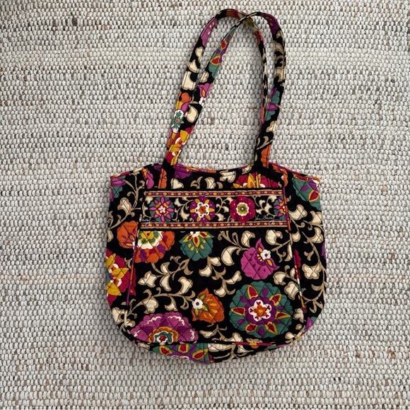 Vera Bradley Suzani quilted holiday tote bag - Picture 2 of 7